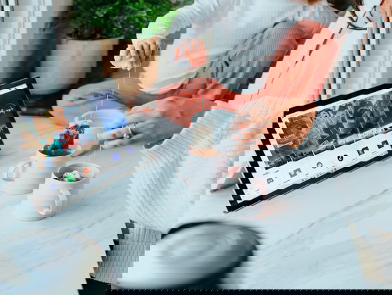 Ouders onvoldoende bewust van schermtijd kinderen