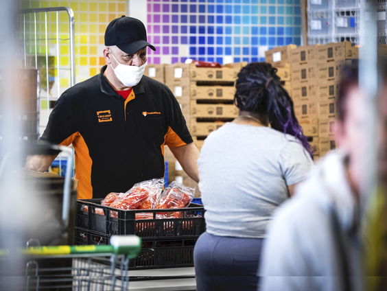 Manifest: wetgeving rondom bijstand moet drastisch veranderen