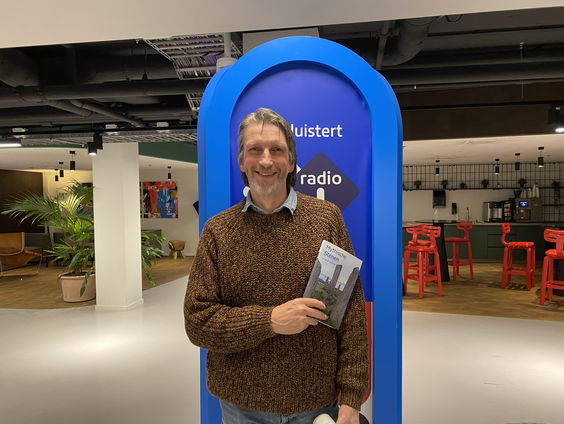 Hendrik Gommer maakt reisgidsen voor hunebedden in heel Europa