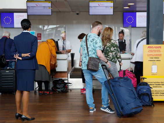 Nieuwe regels moeten Schiphol lucht geven