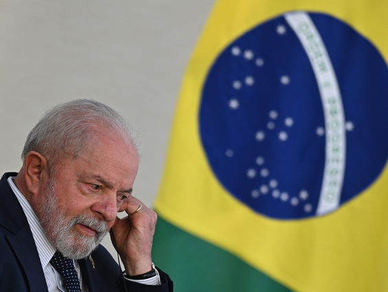 Braziliaanse president Lula zet leger in om Amazone-gebied te redden