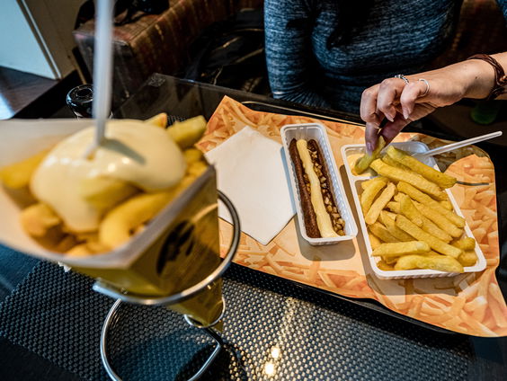 Kabinet wil aanbod fastfood aan banden leggen