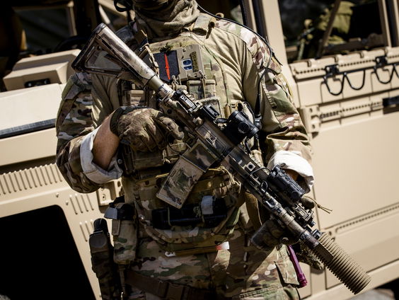 Minister Ollongren over NAVO-top