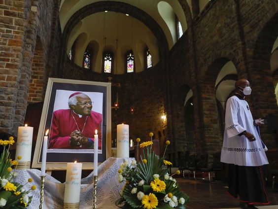 Tutu opgebaard in kathedraal Kaapstad