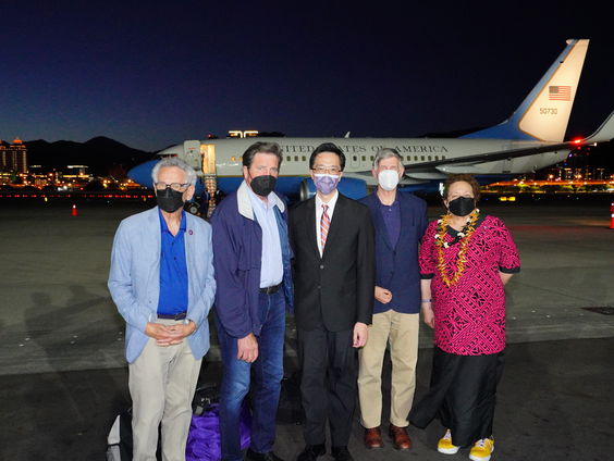 Na Pelosi bezoeken Amerikaanse parlementariërs Taiwan