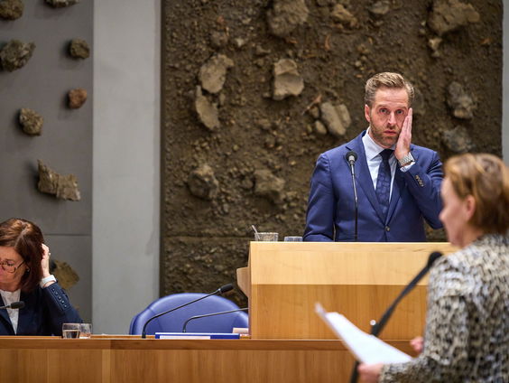 Den Haag Vandaag: het mondkapjesdebat
