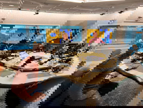 Steven Brunswijk in De Perstribune: 'Vroeger werd ik uitgelachen om mijn dikke lippen'