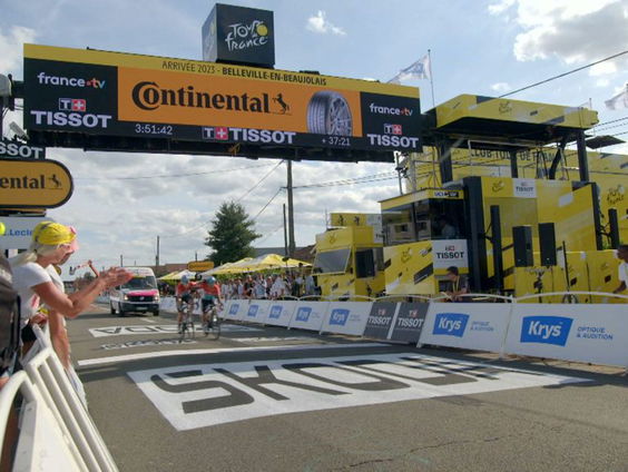 Uitzinnige vreugde op de Grand Colombier: 'Een karavaan van campers en auto's'