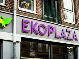 Directeur Ekoplaza over of biologisch duur is