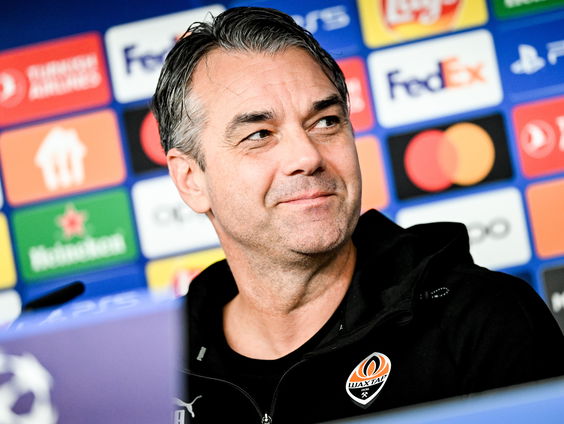 Hoe vertelde voetbaltrainer Marino Pusic aan zijn vrouw dat hij in Oekraïne wilde gaan werken?