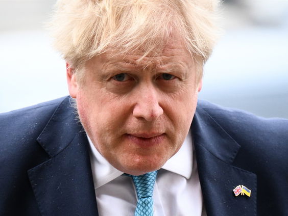 Bureau Buitenland - politieke toekomst Boris Johnson hangt aan zijden draadje