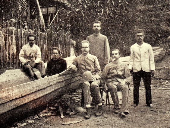 Tattookoning Schiffmacher over Borneo-reis ‘door de hel’