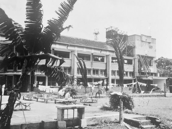 1e uur. Het Rijksmuseum schrapt de term 'Bersiap', China en Rusland als totalitair monsterverbond, de Sc ...