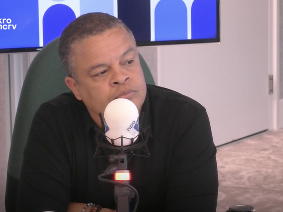 Taalnieuws uit De Taalstaat: Alfred Schaffer over de Oekraïense dichter Ilya Kaminsky op Poetry International