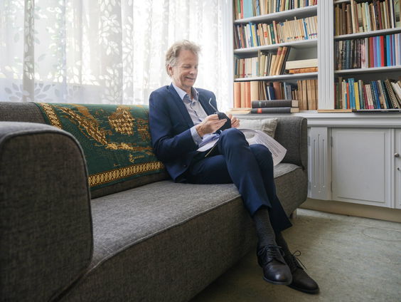 NRC-hoofdredacteur René Moerland gaf zichzelf 30 jaar geleden wel héél bloot