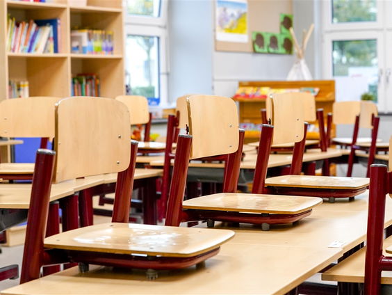 Kleine scholen sluiten of fuseren om lerarentekort tegen te gaan?