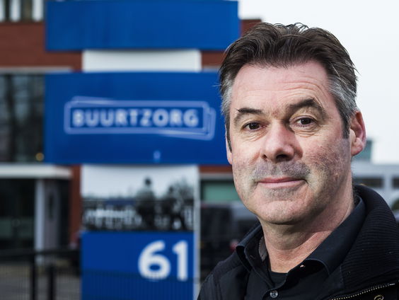 Zorgpersoneel Buurzorg Nederland salarisschaal hoger