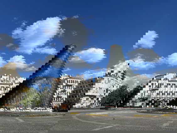 Bureau Buitenland - Terug naar waar de oorlog begon