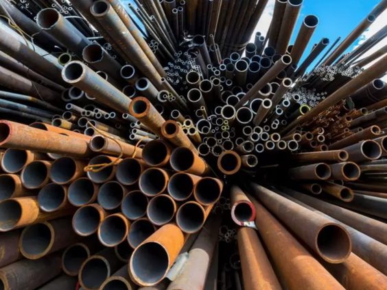 Metaalhandelaren gebruiken nog steeds veelal contant geld, dit terwijl banken er vanaf willen