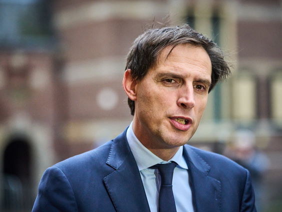 Nederland gaat militaire goederen leveren aan Oekraïne