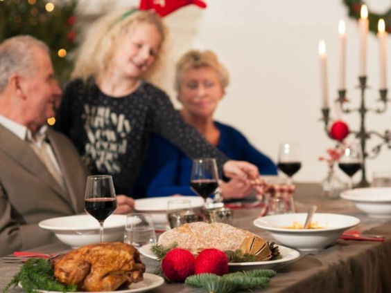Hoe houd je het kerstdiner gezellig in tijden van corona?