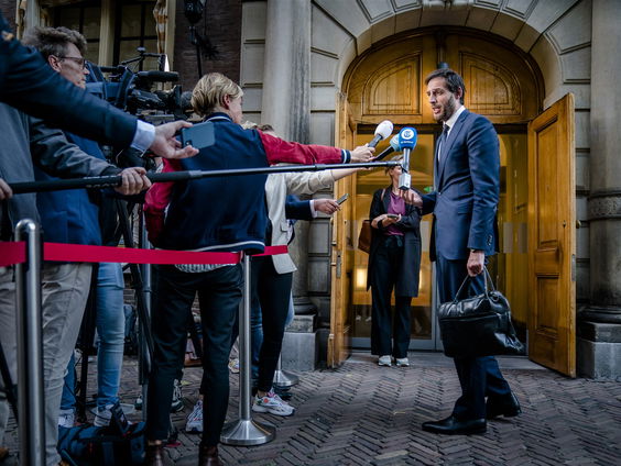 Hoe krijgt de burger weer moed?