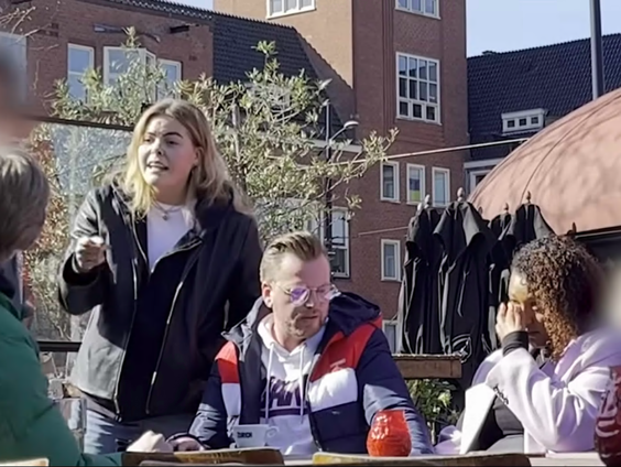 Stand.nl: 'We moeten vaker durven ingrijpen bij racistische incidenten'