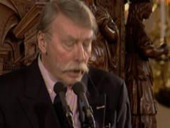 Ingmar Heytze eert Gerrit Kouwenaar