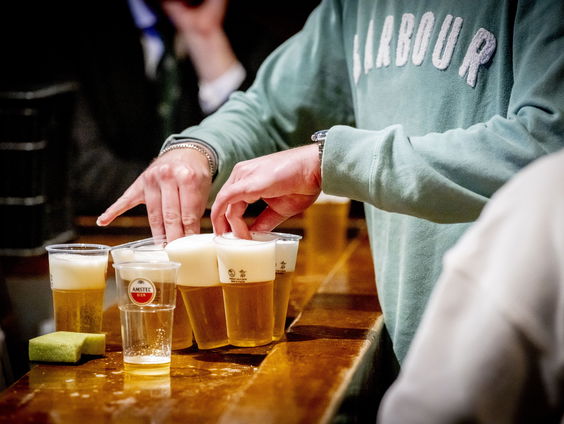 Zorgen over gebrek aan toezicht op zuipketen