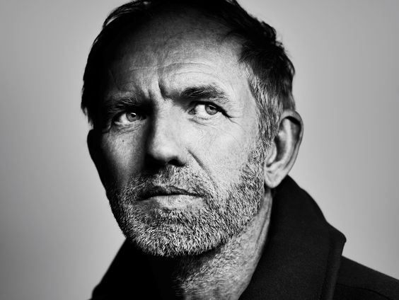 Anton Corbijn, fotograaf, grafisch ontwerper, regisseur
