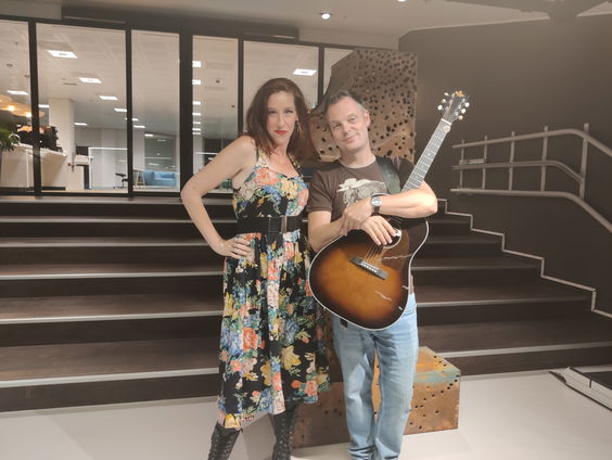 Denise van Dorst brengt ode aan Amy Winehouse met haar tribute band: Celebrating Amy