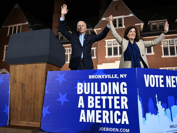 Hoe voert de Democratische partij campagne?