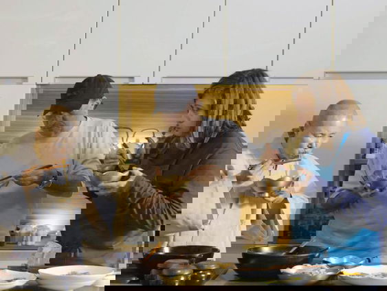 Chefkok Alain Caron op ontdekkingsreis in Boeddhistische keuken