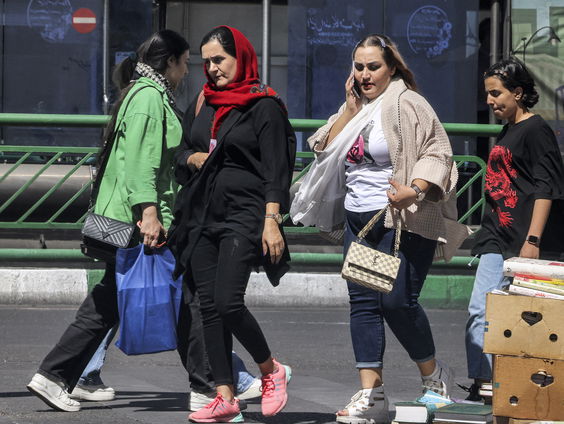 Verbeteren levenssituatie van meisjes en jonge vrouwen moet beter