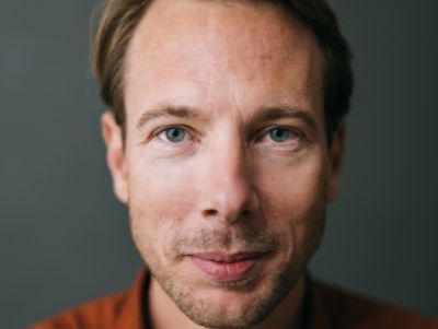 Willem werd 30 jaar geleden totaal in elkaar geslagen en spreekt nu met de dader(s)