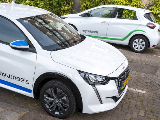 Wat levert het op als je je auto de deur uit doet?