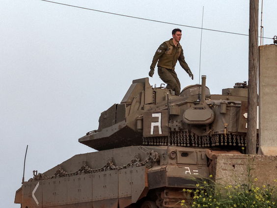 Israël vuurt raketten af op Hamas-doelen in Libanon en Gaza