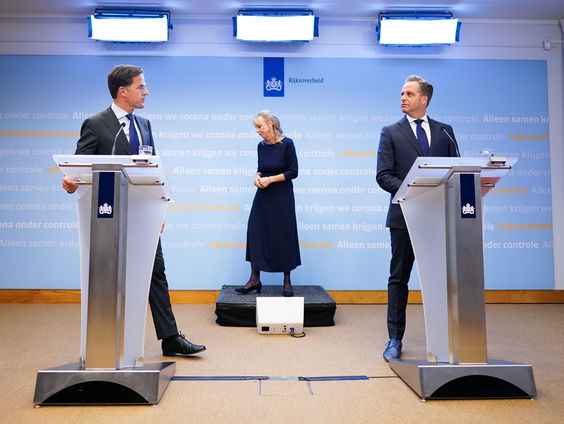 De communicatie van het kabinet in coronatijd: wat kon beter?