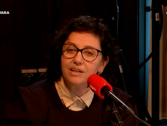 Omwonden komen in opstand tegen de vervuiling van Tata Steel. Sanne Walvisch deed aangifte tegen de staal ...