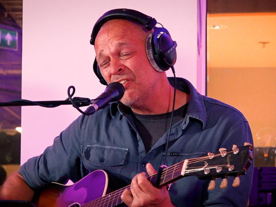 David Middelhoff - Strawberry Fields Forever (The Beatles cover) (Live @ Giel)