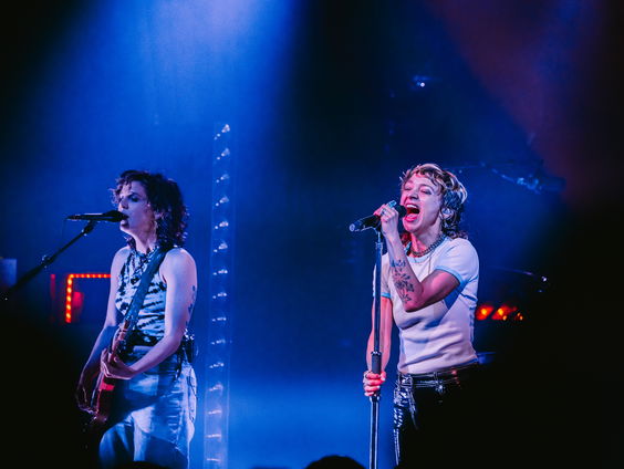 Krezip - Any Day Now | live in Muziekcafé