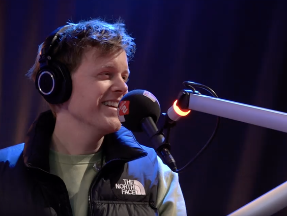 Lex Uiting legt uit hoe debuutalbum met single Ôs Leedje is ontstaan