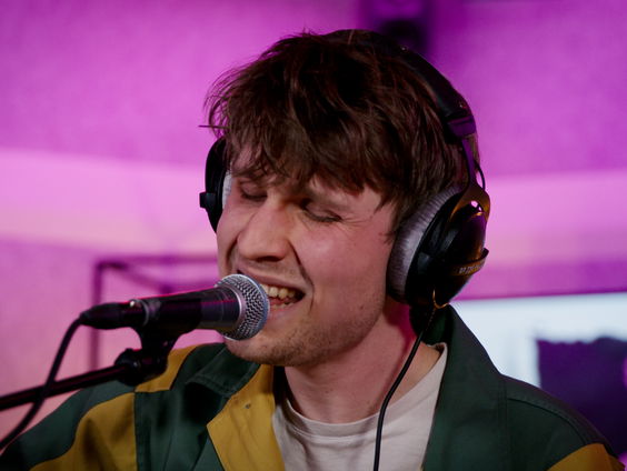 Melle - Happier Than Ever (Billie Eilish cover) (Live @ Giel)