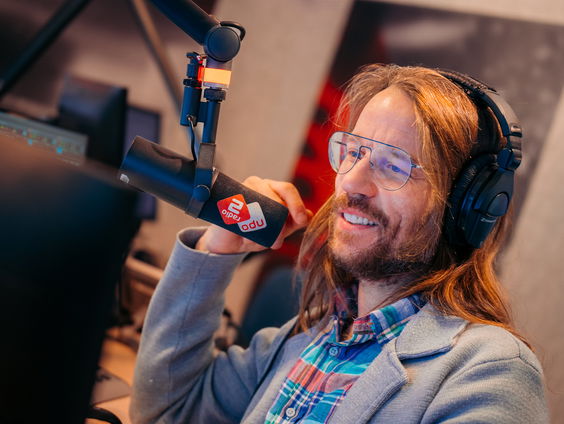 Giel moest delen met Beelen, maar eerste eigen single was Pump Up The Jam