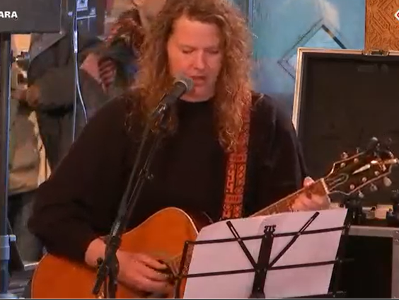 Cabaret: Navalny bezongen door Kiki