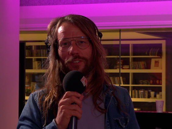 Voltage onthult nieuwe single 'Ain't Dead Yet'