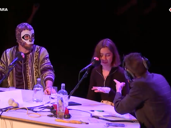 Julia Suijkerbuijk en Tengkwa over showworstelen in Nederland