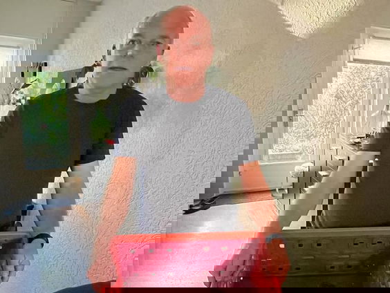 Met honger naar bed? Age Karrenbelt probeert dat in Apeldoorn te voorkomen