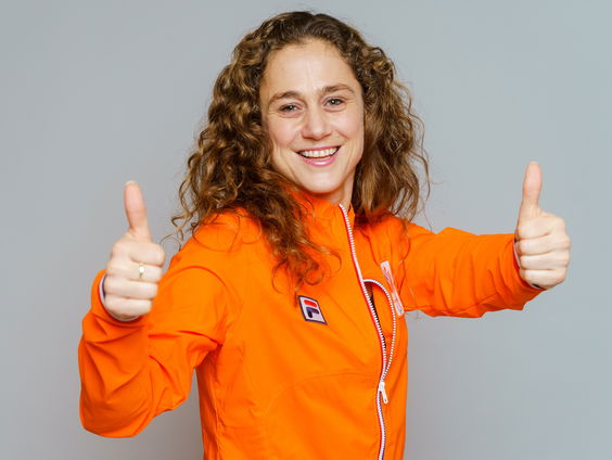 Paralympisch atleet Annette Roozen gaat met eerste team met een beperking naar WK Indoor Skydiven