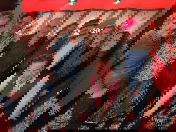 Oliver Pesch speelt 'Heart Attack' (live @ Blokhuis)